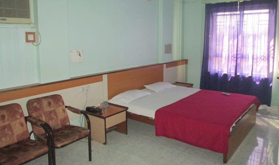 Parvat Lodge Ahmednagar Exteriér fotografie